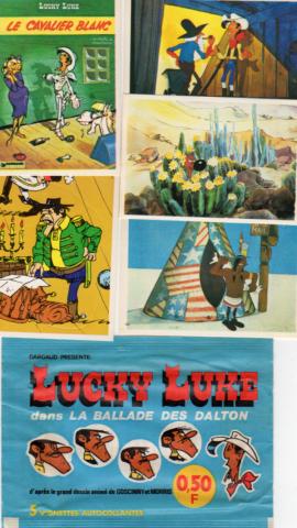 Bande Dessinée - Morris (Lucky Luke) - Documents et objets divers - MORRIS - Lucky Luke - Dargaud - 1978 - Lucky Luke dans La Ballade des Dalton - pochette de 5 vignettes autocollantes