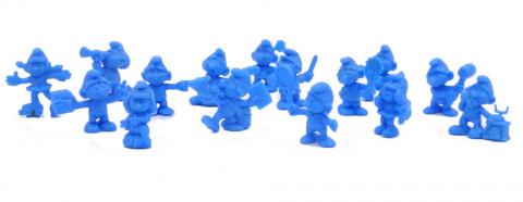 Peyo (Schtroumpfs) - Publicité - PEYO - Schtroumpfs - Omo - 15 modèles différents - figurines bleues 3 cm